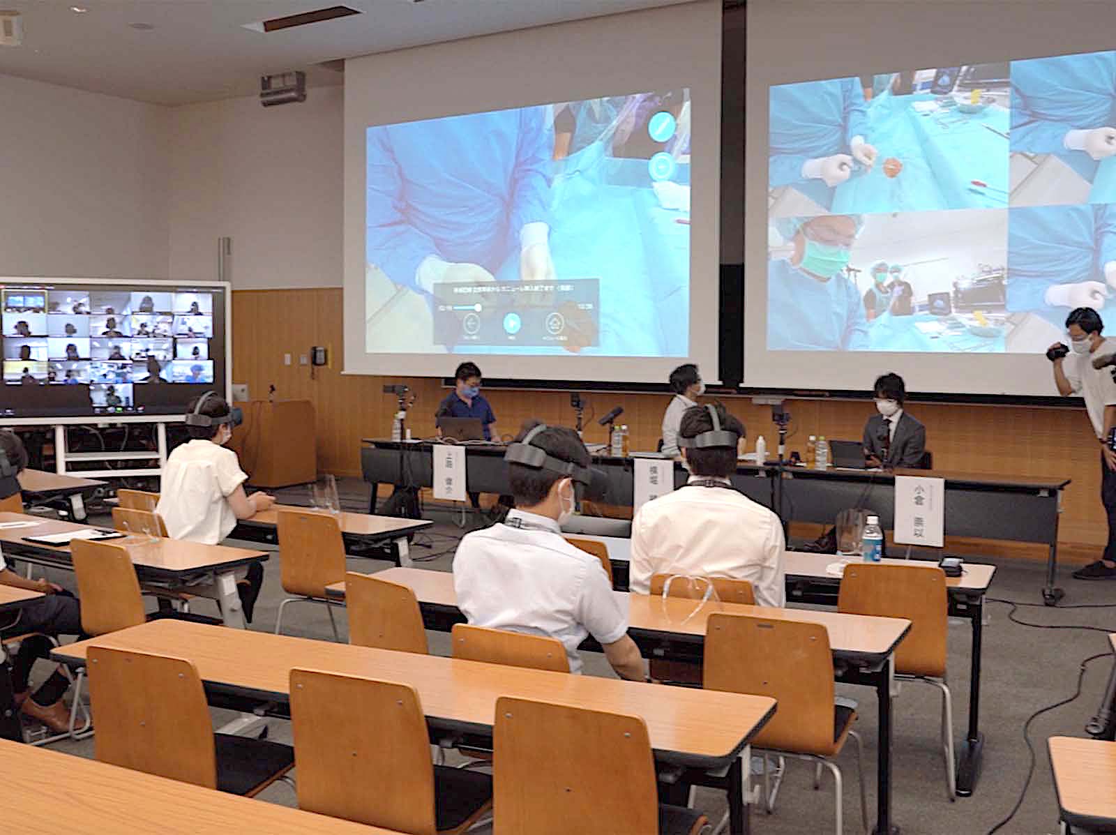 朝日新聞の東京紙面、福岡紙面に、遠隔VR臨床医療学会セミナーが掲載されました。