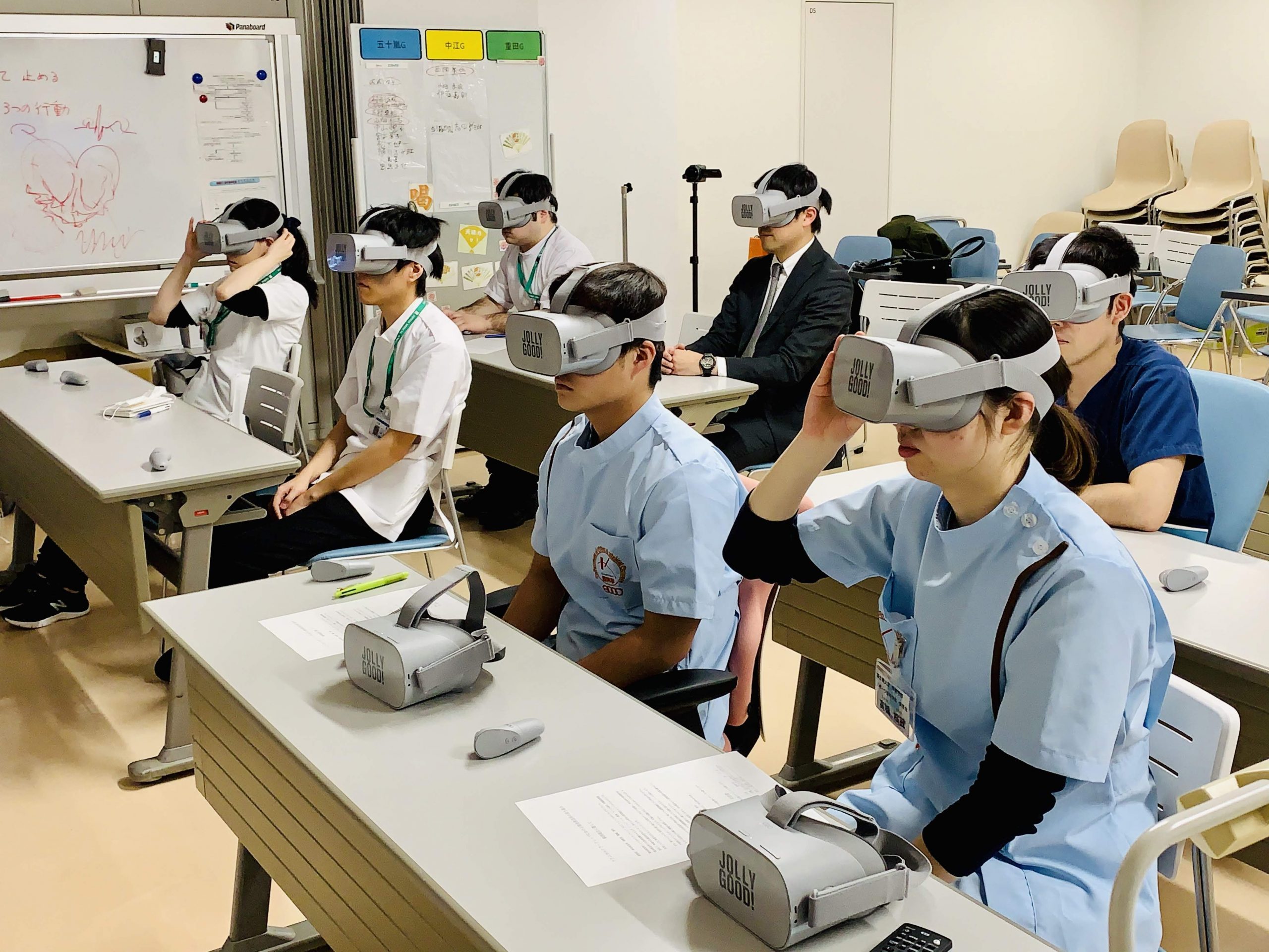 日経産業新聞にて、本格始動する医療教育VRプラットフォーム構築事業について掲載されました。